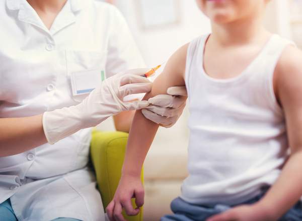 Πρόληψη: Τα απαραίτητα εμβόλια για βρέφη και παιδιά