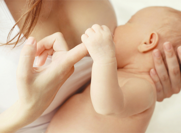Μητρικός θηλασμός: Δυσκολίες  – Απόφραξη γαλακτοφόρου πόρου- Υπερφόρτωση μαστών