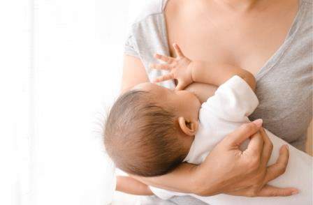 Μητρικός θηλασμός: πόνος κατά τη διάρκεια.  Τι μπορεί να συμβαίνει;